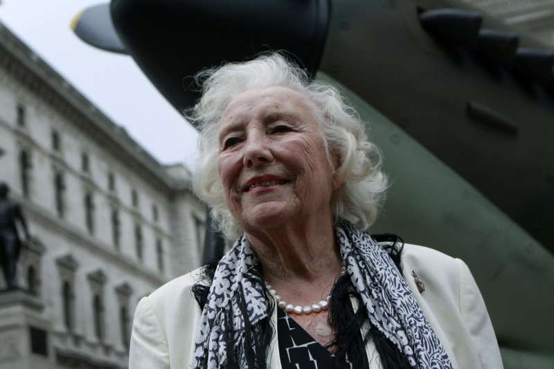 英國永遠的「軍中情人」，薇拉琳恩（Vera Lynn），攝於2010年（AP）