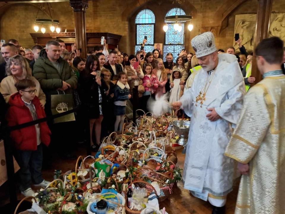 Crowds gather at the Cathedral of the Holy Family in central London for Easter (Courtesy of Holy Family Cathedral)