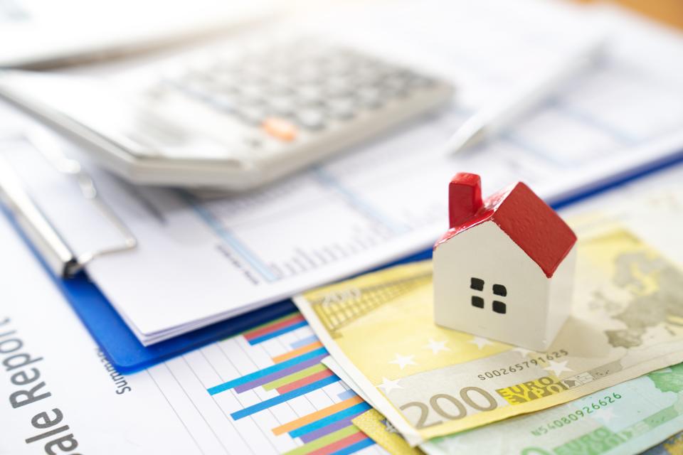 Bank calculates the home loan rate,