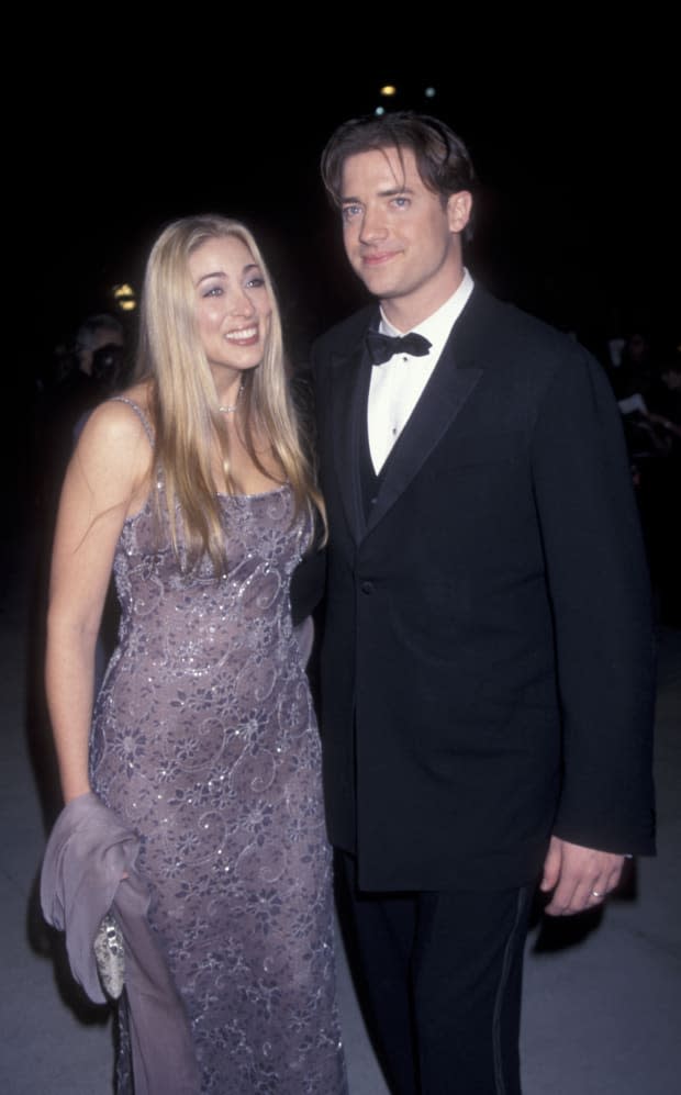 Brendan Fraser and ex-wife Afton Smith at the 1999 <a href="https://parade.com/movies/oscars-2023-academy-awards" rel="nofollow noopener" target="_blank" data-ylk="slk:Oscars;elm:context_link;itc:0;sec:content-canvas" class="link ">Oscars</a><p>Ron Galella, Ltd./Ron Galella Collection via Getty Images</p>