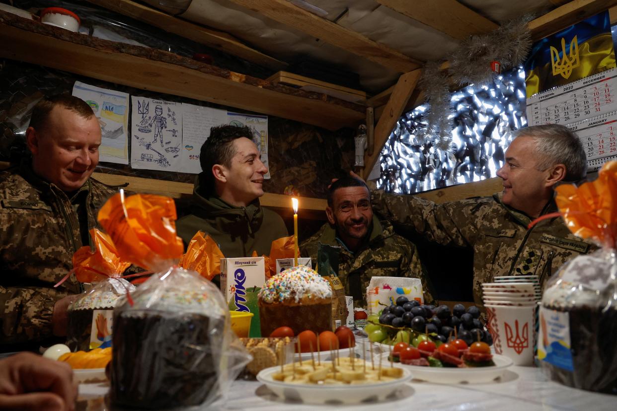 Serhii Naiev, Commander of the Joint Forces of the Armed Forces of Ukraine, celebrates the Orthodox Easter with service members at a position in direction of the border with Belarus, amid Russia's attack on Ukraine (REUTERS)