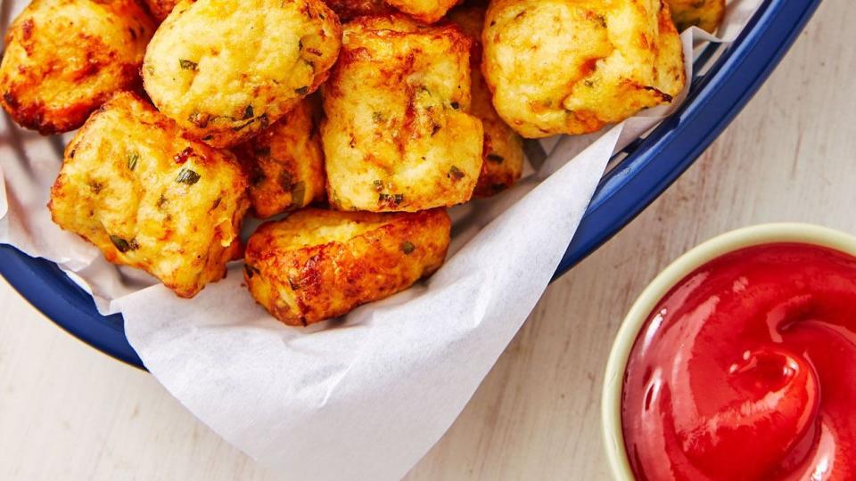 cauliflower tots