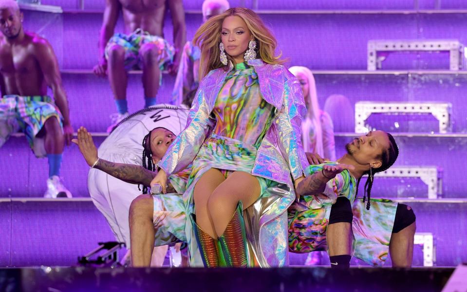 Beyoncé wears David Koma's iridescent outfit on her Renaissance tour in May 2023