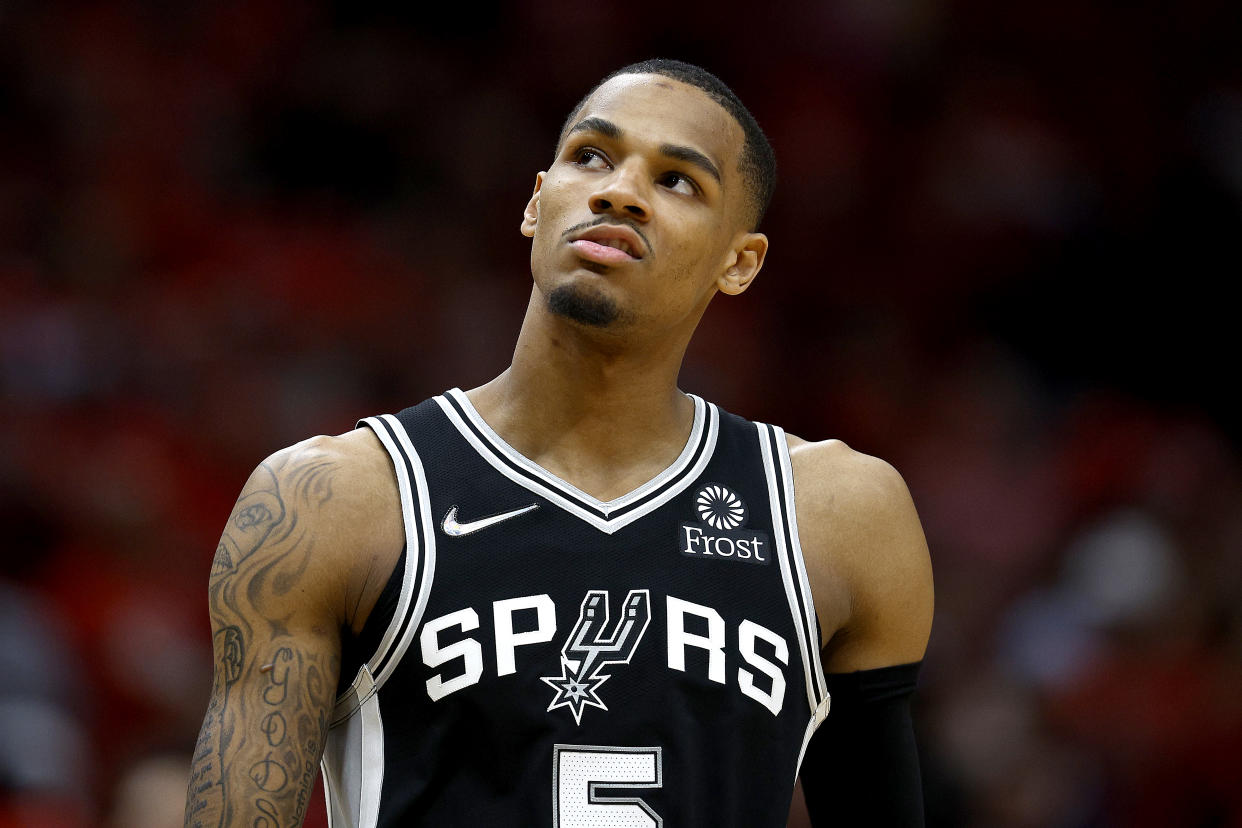 Dejounte Murray #5 of the San Antonio Spurs was a fantasy star in 2021-22