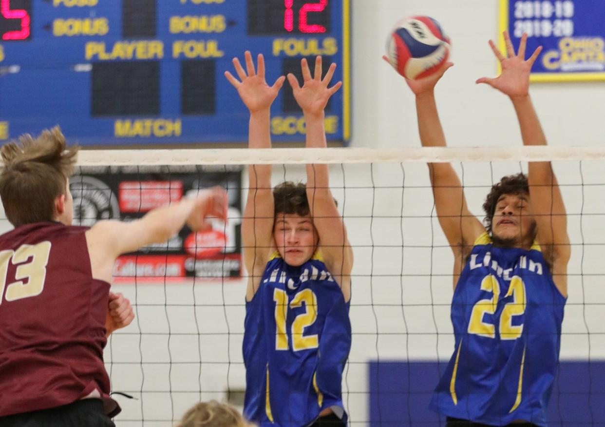 Caleb Boggs (12) and A'me Baccus are two of the top contributors for Gahanna Lincoln, which is set to open the postseason in the Division I East Region tournament.