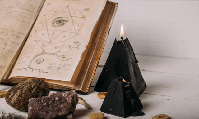 Herbs and Plants for Witchcraft: Fire Element Herbs - Eclectic