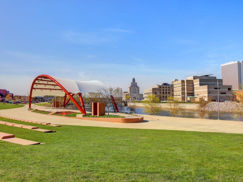 Grass and buildings in Cedar Rapids, Iowa