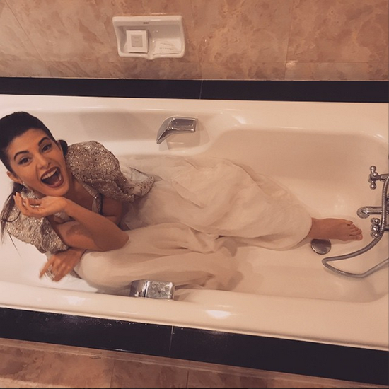 Jacqueline Fernandez ends her night with a bathtub Insta pic. Image: Instagram.com/jacquelinef143/