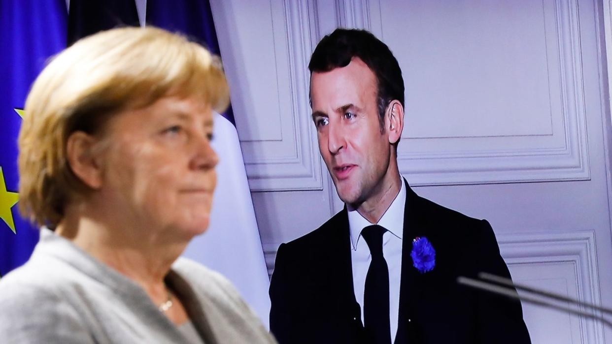 Bundeskanzlerin Angela Merkel während Videokonferenz mit Frankreichs Präsidenten Emmanuel Macron.