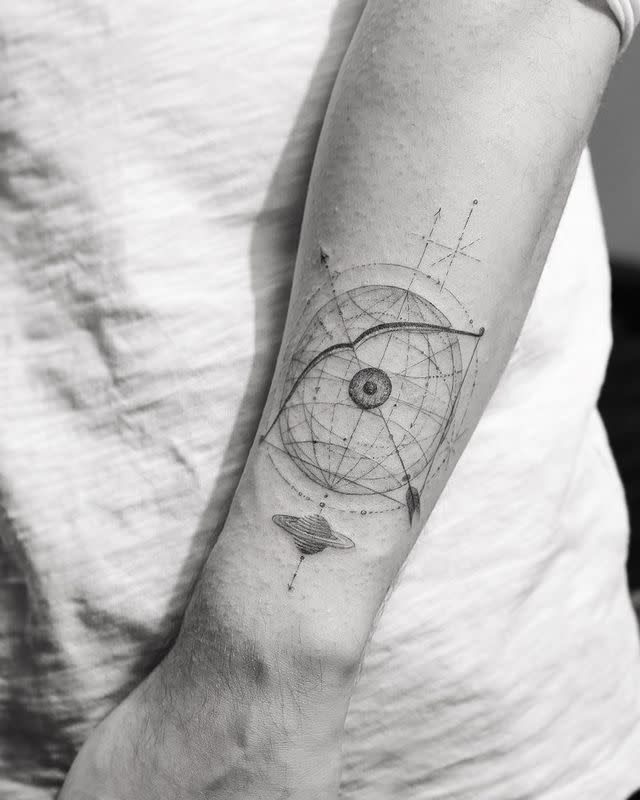 15) This Abstract Sagittarius Tattoo