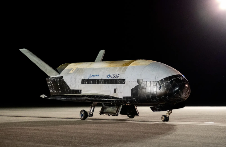 The X-37B rests on the flight line at Kennedy Space Center, Florida, on November 12, 2022, after it concluded its sixth successful mission that lasted 908 days. <em>U.S. Air Force photo by Staff Sgt. Adam Shank</em>