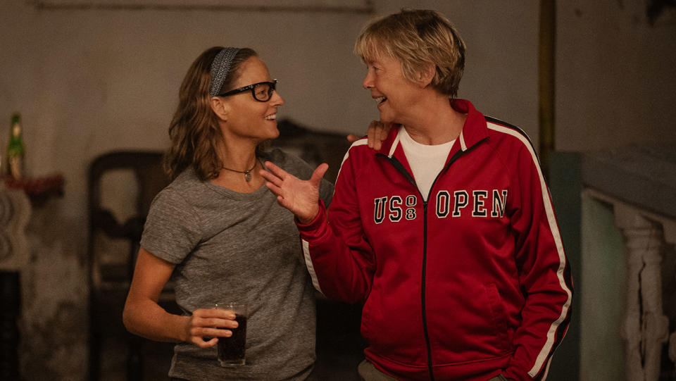 (L-R) Jodie Foster as Bonnie Stoll and Annette Bening as Diana Nyad in NYAD.