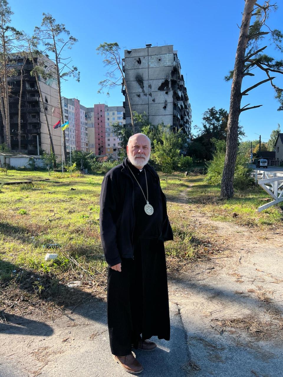 Bishop Nowakowski in the destroyed Kyiv region in Ukraine (Bishop Nowakowski)