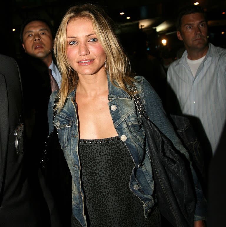 Celebrities at the Airport in the Early 2000s: The Photos