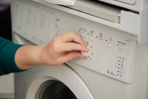 What Time to do Laundry (wash clothes) to Save Energy - Now Power