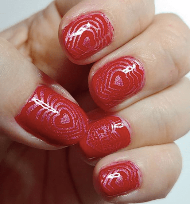 <p>@snoopynails</p>