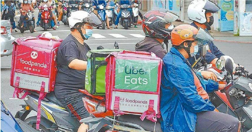 一名外送員送餐到一戶三合院，意外揭露獨居老人的心酸。（示意圖／報系資料照）