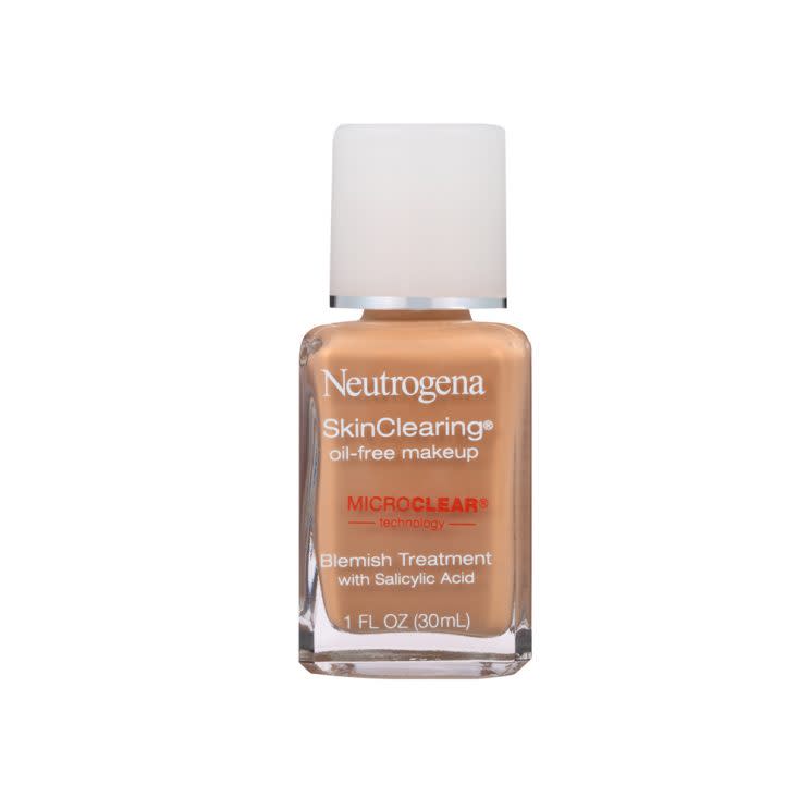 Neutrogena SkinClearing Oil-Free Makeup (Photo: Neutrogena)