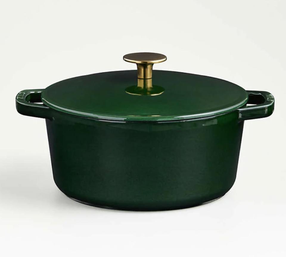 Classic dutch oven in emerald green sold by The Black Home (Image: The Black Home)
