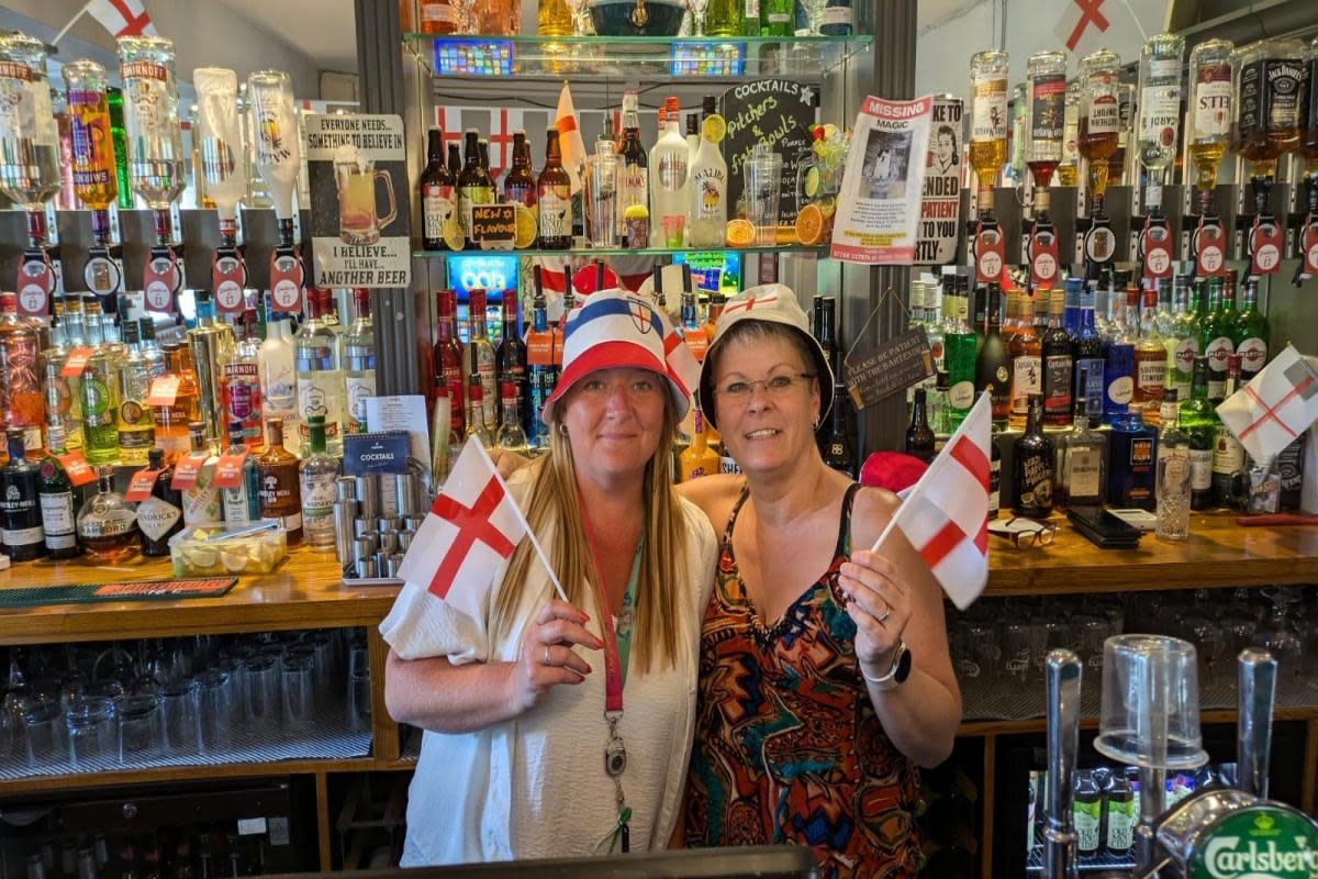 Kelly Stevenson and Donna Couderc at the Sydney Arms, Dorchester <i>(Image: Sydney Arms)</i>