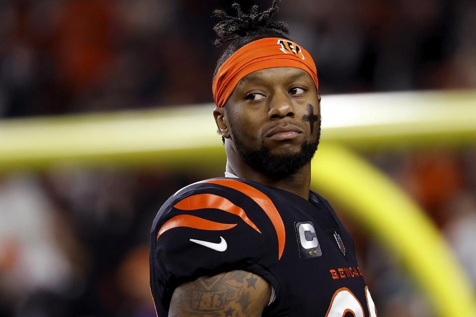 CINCINNATI, OH - JANUARY 02: Joe Mixon #28 of the Cincinnati Bengals warms up prior to the start of the game against the Buffalo Bills at Paycor Stadium on January 2, 2023 in Cincinnati, Ohio. (Photo by Kirk Irwin/Getty Images)