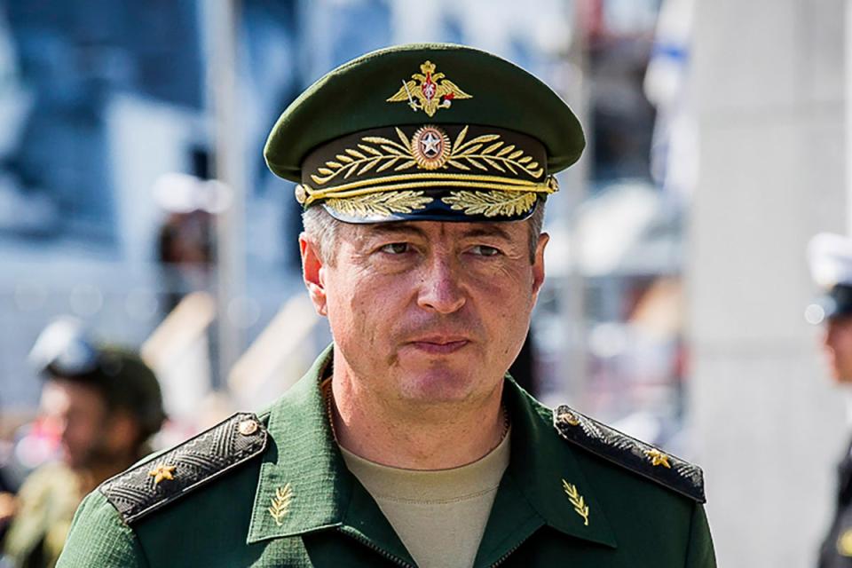 Russian Major-General Roman Kutuzov (VL.ru/e2w)