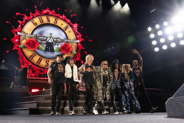 <p>Guns N'Roses</p> Guns N'Roses