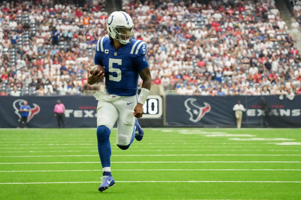 Indianapolis Colts quarterback Anthony Richardson (5) rushes in for a touchdown Sunday, Sept. 17, 2023, during a game against the Houston Texans at NRG Stadium in Houston
