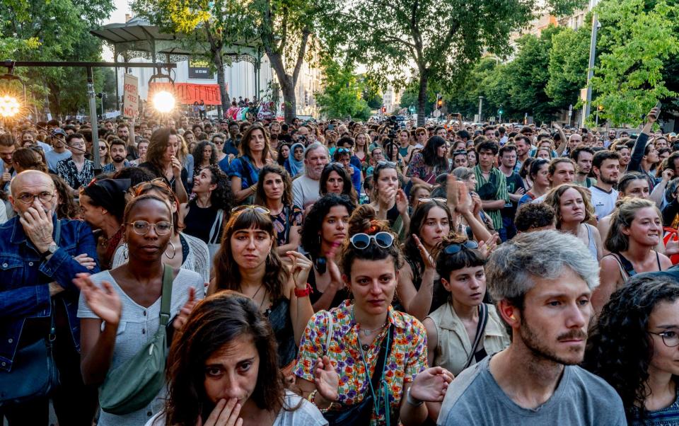 Thousands showed up an a rally in Marseille in support of the Popular Front