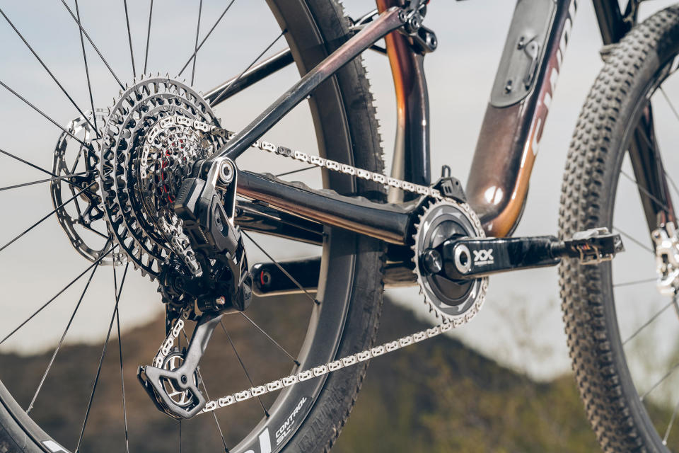 sram transmission drivetrain closeup