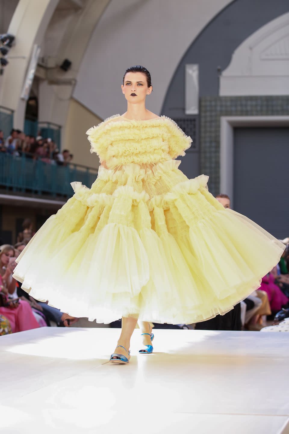 <p>Molly Goddard is the queen when it comes to creating oversized, candy-coloured dresses made of layers upon layers of tulle that suit every body size, whether you have ample breasts or not.</p><p>Eg Molly Goddard, Robert shirred taffeta midi dress - £1,600</p><p><a class="link " href="https://go.redirectingat.com?id=127X1599956&url=https%3A%2F%2Fwww.net-a-porter.com%2Fgb%2Fen%2Fproduct%2F1184179%2FMolly_Goddard%2Frobert-shirred-taffeta-midi-dress&sref=http%3A%2F%2Fwww.elle.com%2Fuk%2Ffashion%2Fwhat-to-wear%2Fg29055066%2Fbig-breasts-runway-looks%2F" rel="nofollow noopener" target="_blank" data-ylk="slk:SHOP NOW;elm:context_link;itc:0;sec:content-canvas">SHOP NOW</a></p>