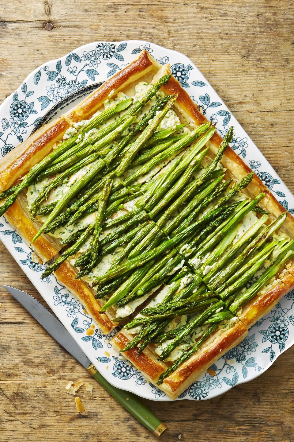 Roasted Asparagus and Ricotta Tart