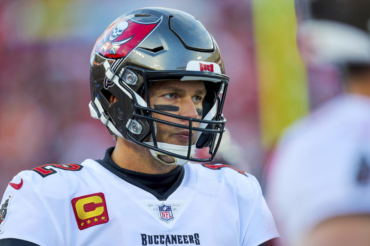 2022 NFL Mock Draft: Buccaneers go QB with lingering Brady retirement