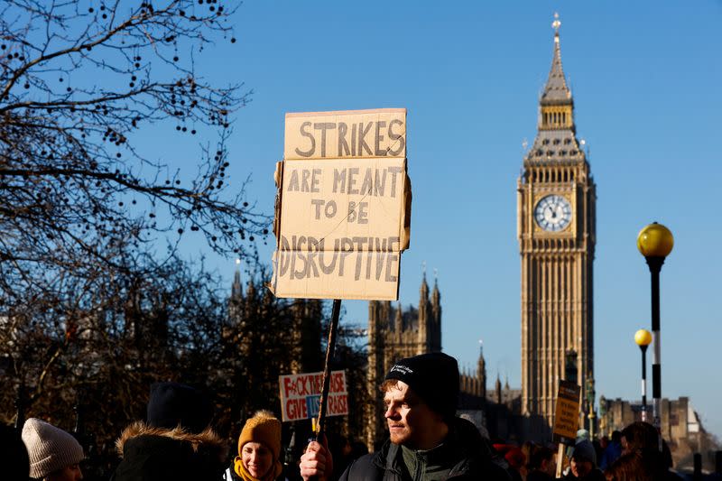 NHS nurses and other medical workers strike over pay, in London