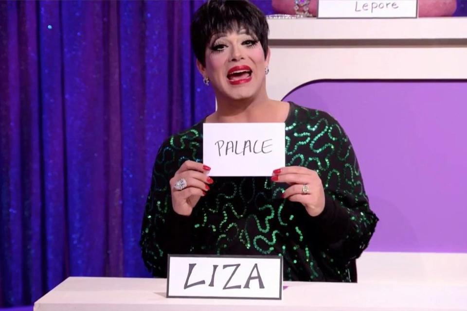 Alexis Michelle as Liza Minnelli