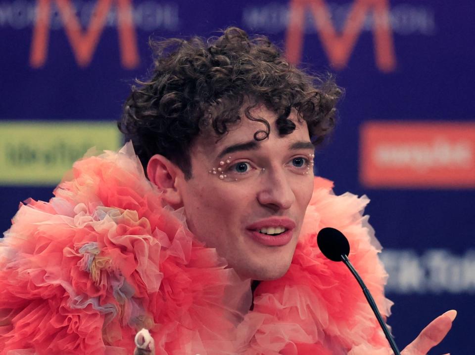 Nemo, persona ganadora de Eurovisión, arremete contra los organizadores por el drama entre bastidores (TT News Agency/AFP/Getty)