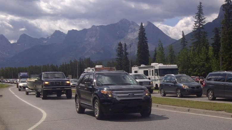 Banff mayor stressed about traffic in 2017, when park entry is free