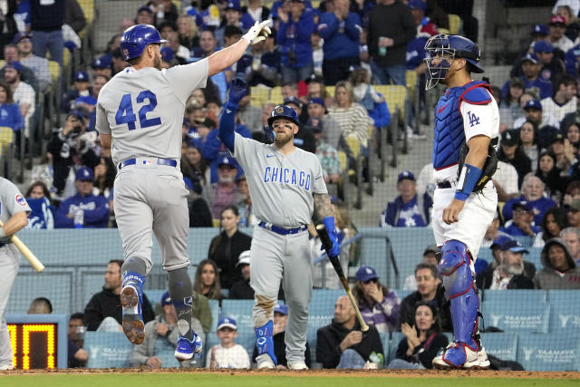 David Peralta has his 'Welcome to the Dodgers' moment