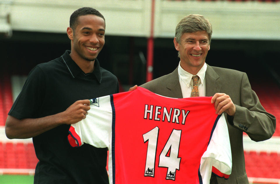 <p>In summer 1999 he signed Thiery Henry from Juve and changed Arenal’s history forever </p>