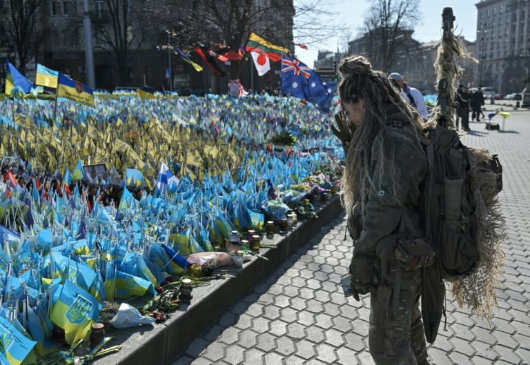 Das Parlament in der Ukraine hat einen Gesetzentwurf verabschiedet, der den Einsatz von Häftlingen an der Front ermöglicht. Mit der Gesetzesänderung will Kiew dem zunehmenden Mangel an Soldaten begegnen. (Genya SAVILOV)