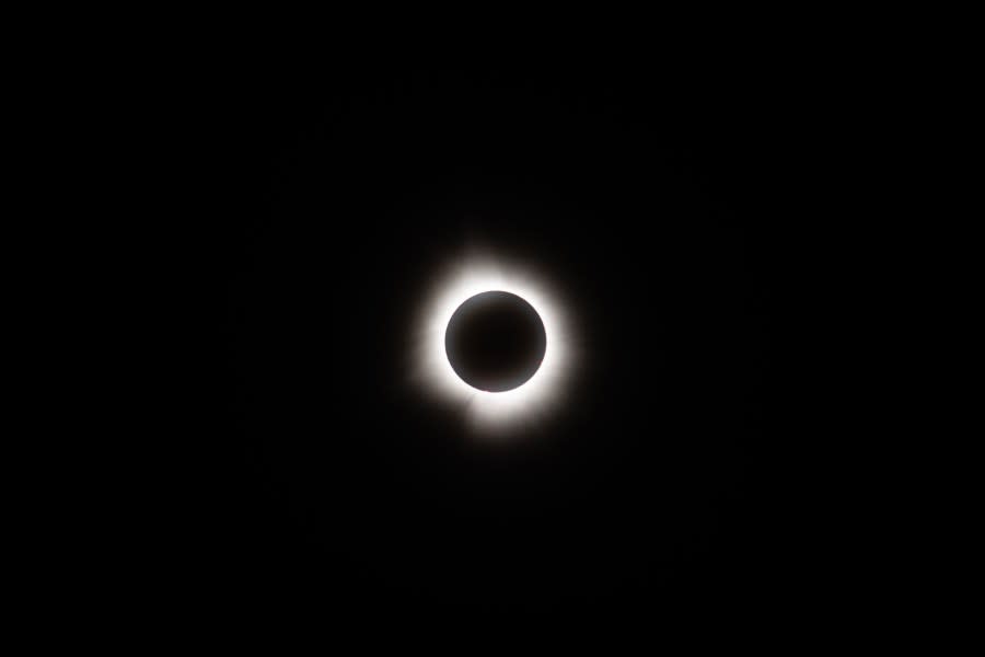 The sun and the moon align together completely during the total solar eclipse on April 8, 2024 in Wapakoneta, Ohio. Totality lasted almost four minutes in Ohio. (Photo by Matthew Hatcher/Getty Images)