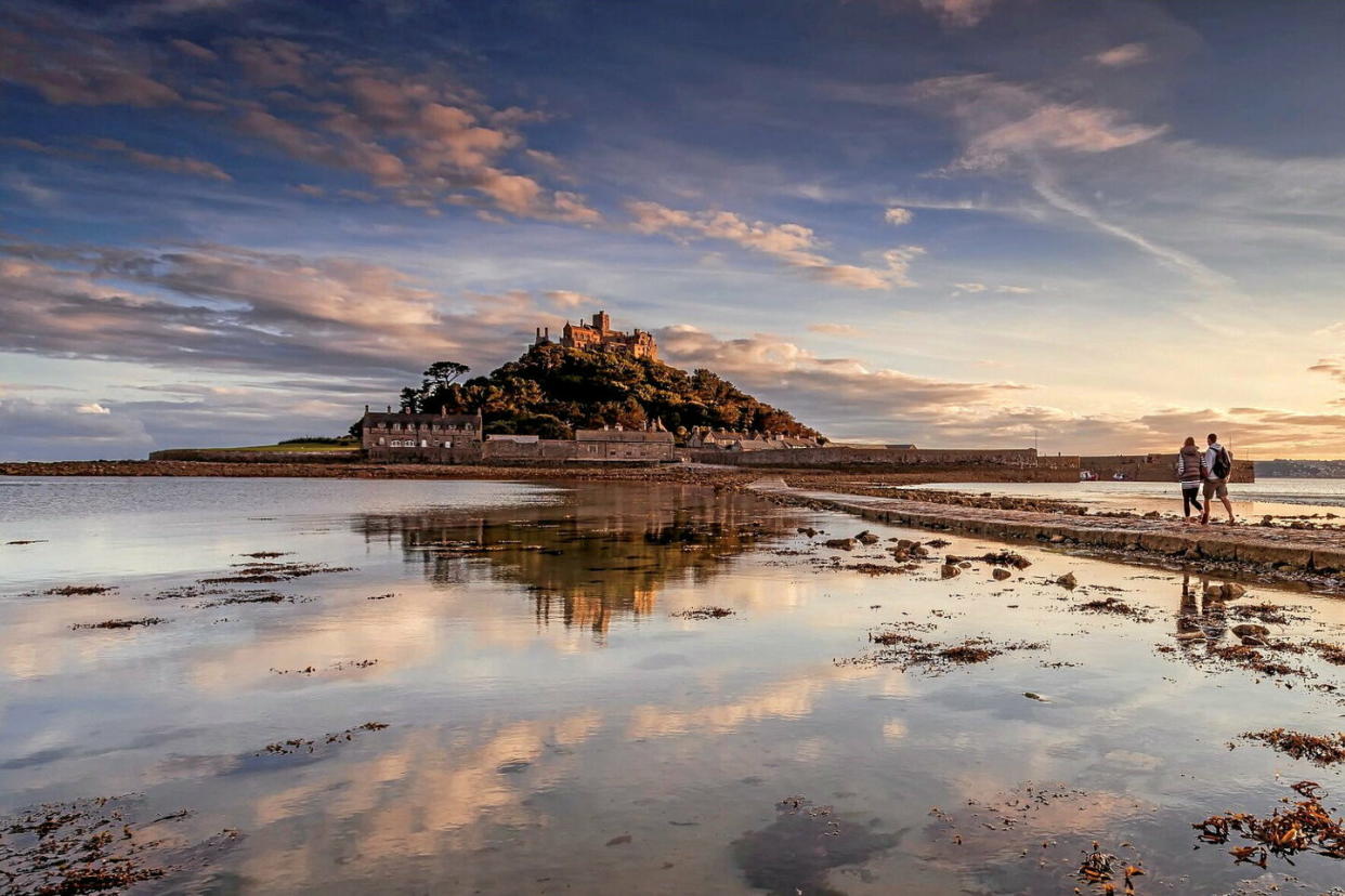 Culminant à 60 mètres d'altitude, le Saint-Michael's Mount de Cornouailles est situé dans le sud-ouest de l'Angleterre.   - Credit:DR