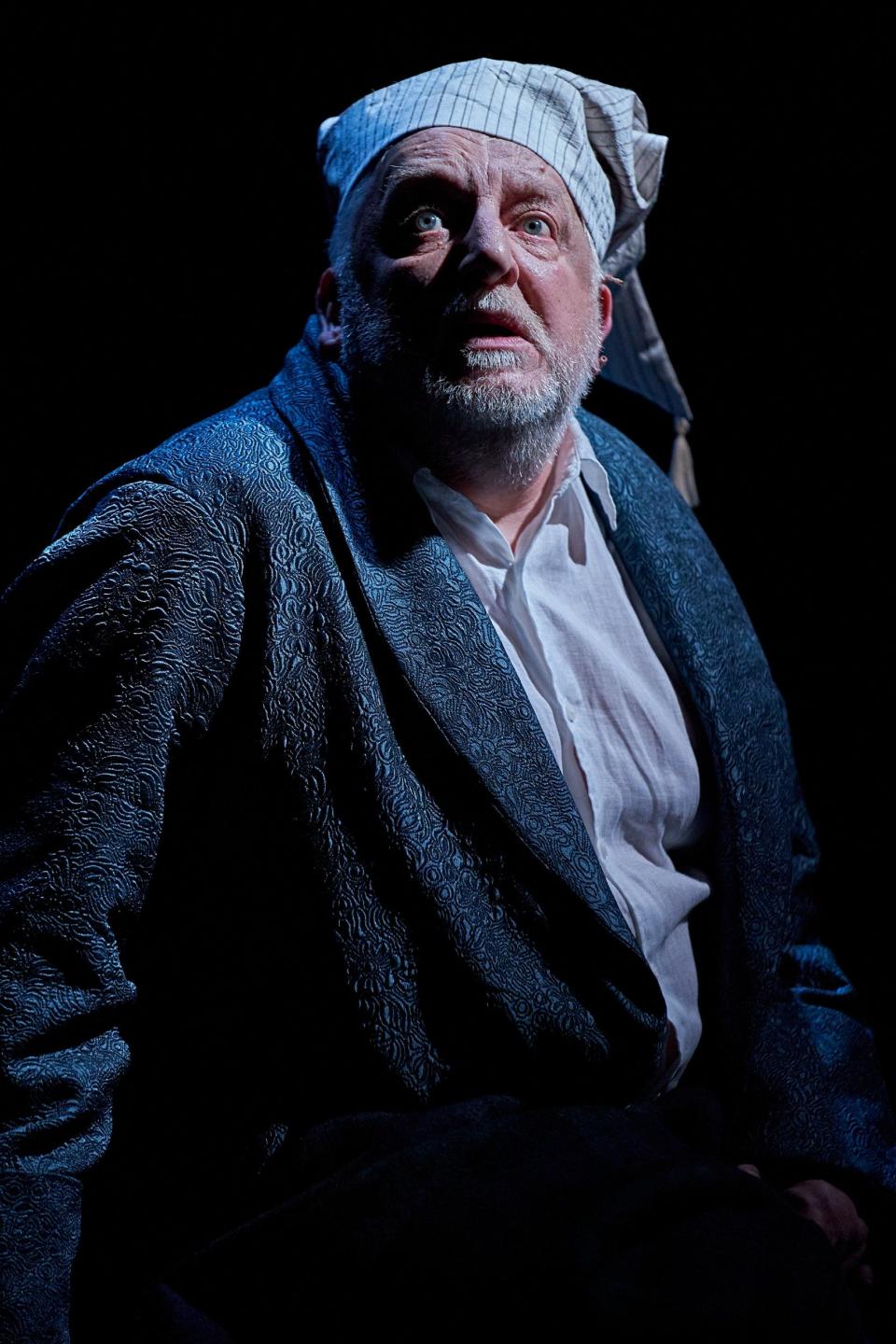 Bah humbug! Simon Russell Beale stars in A Christmas Carol at the Bridge Theatre - Manuel Harlan