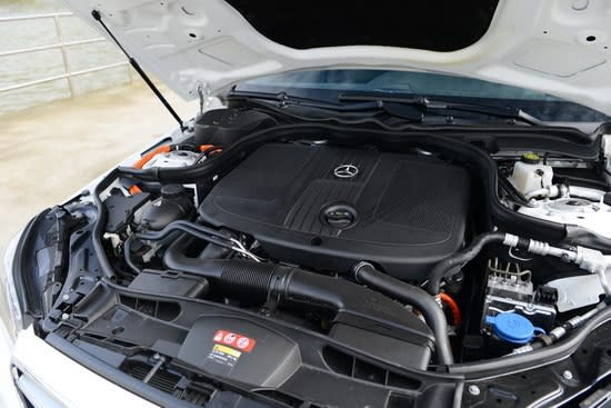 photo 4: Mercedes-Benz E300 BlueTEC Hybrid，尷尬的跨世代系統