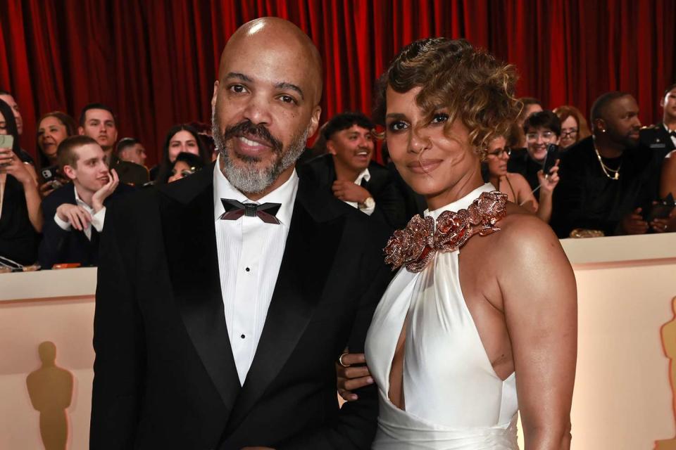 <p>Emma McIntyre/Getty Images</p> Van Hunt and Halle Berry at the 95th Annual Academy Awards