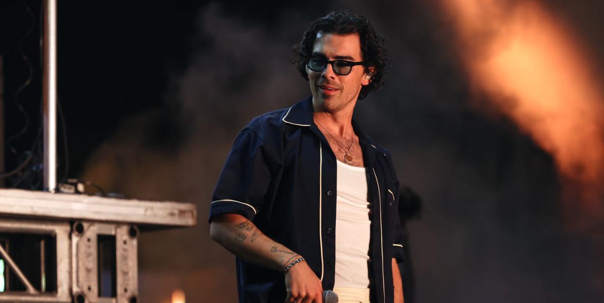 hallandale, florida january 28 joe jonas performs onstage at the carousel club at the 2023 pegasus world cup with liv x palm tree crew on january 28, 2023 in hallandale, florida photo by alexander tamargogetty images for 1st