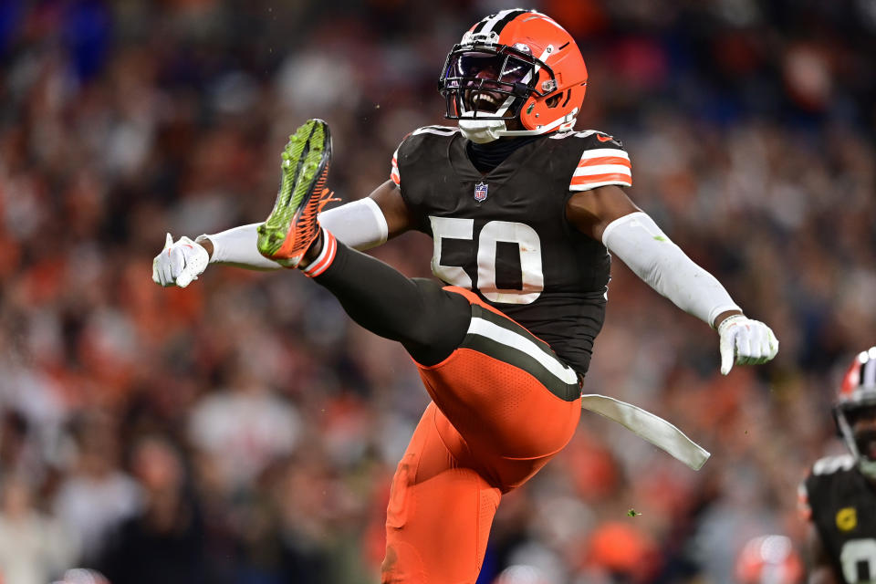 Browns Za'Darius Smith Maurice Hurst