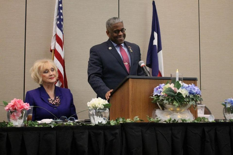 Allen West, right, speaks at the Ellis County Republican Women's Lincoln Day Celebration in February 2017 as ECRW first vice president Patsy Grider Erickson looks on. West will return to the county on Thursday evening for a rally at the Waxahachie Civic Center.