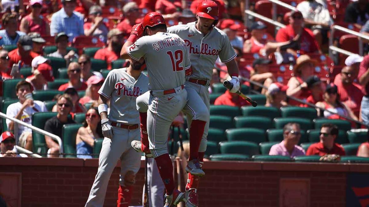 Phillies playoff roster notes, bullpen roles and more before playoff