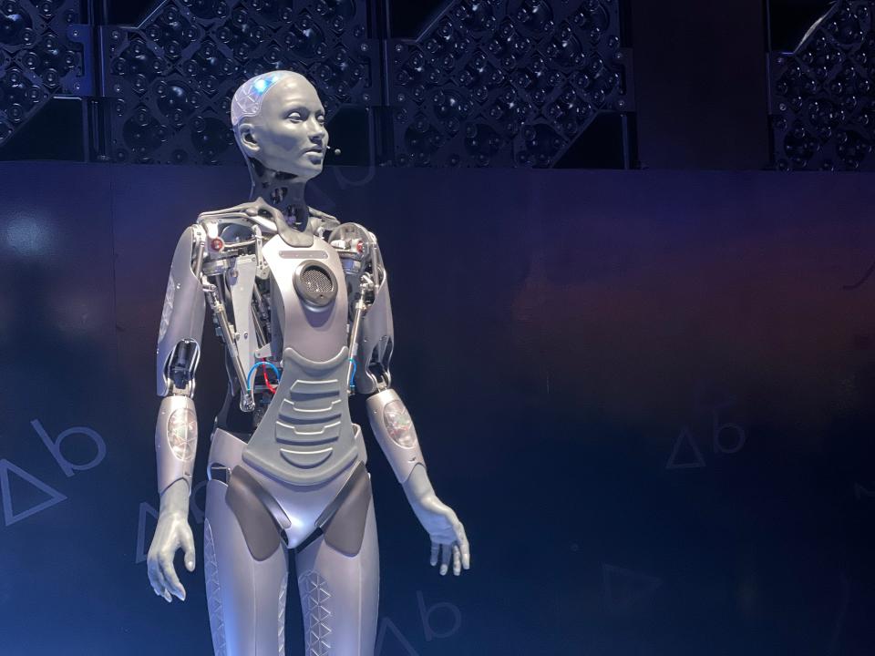 Aura AI humanoid at the Sphere.